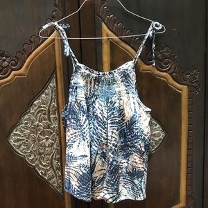 LoveStitch Strappy Palm Tank Top